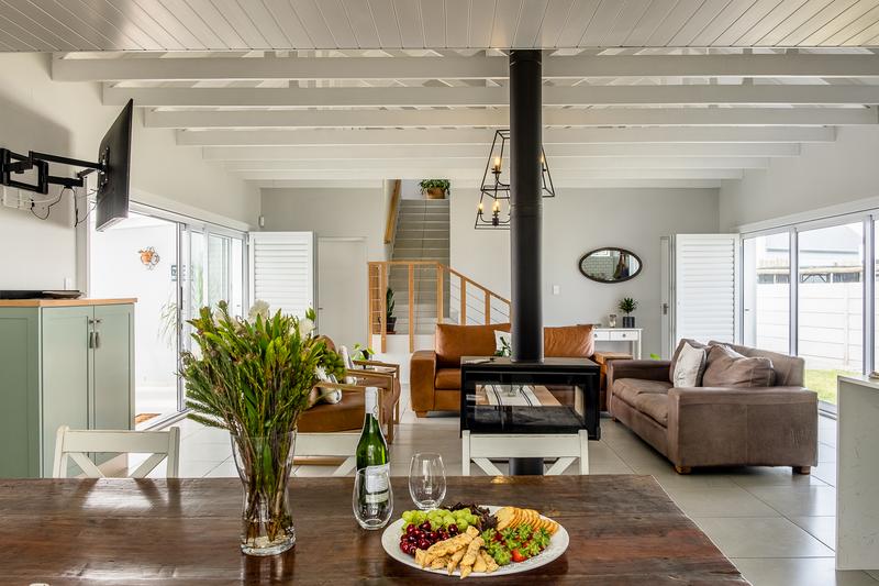 3 Bedroom Property for Sale in Britannia Bay Western Cape